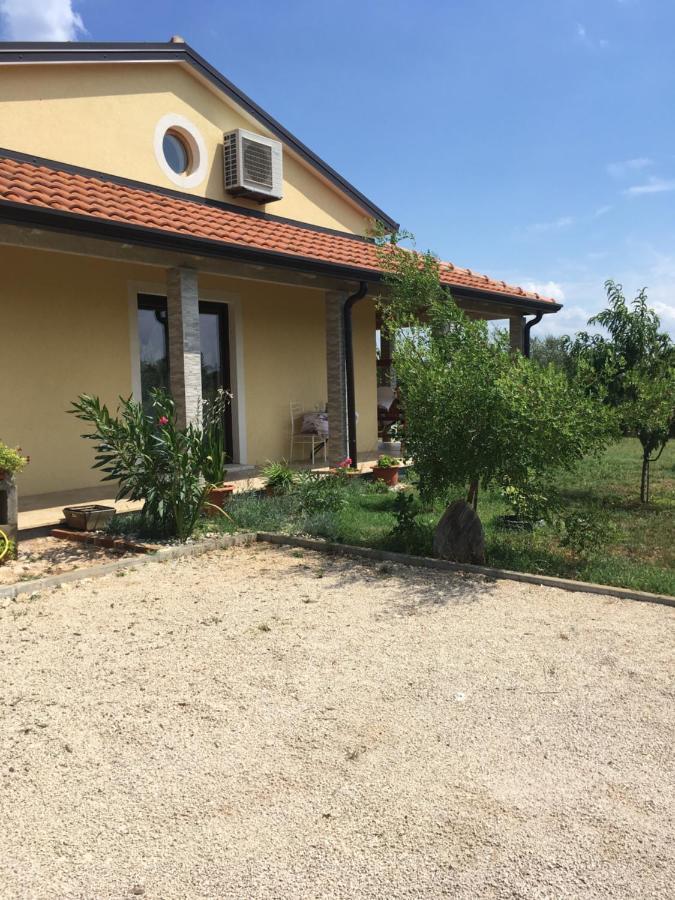 Holiday House Emc Umag Exteriör bild