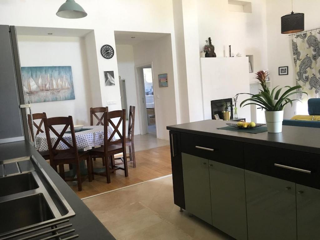 Holiday House Emc Umag Exteriör bild